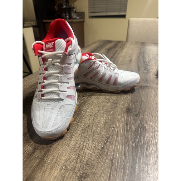 Nike Reax 8 TR Mesh White Wolf Grey Red Mens Training Shoes 621716-103 Size 10.5 - Picture 6 of 10